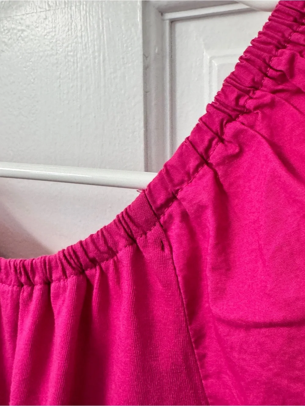 🌼 3/$15 J. Crew Fuchsia Puff-Sleeve Peasant Top S